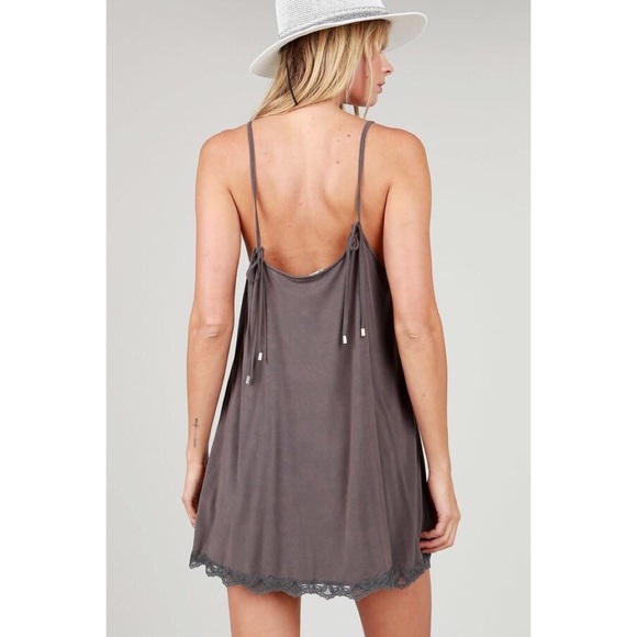 POL Button-front Cami - Picture 2 of 2